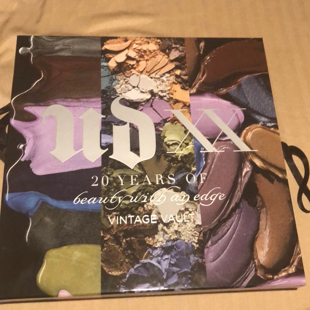Urban Decay Vintage Vault